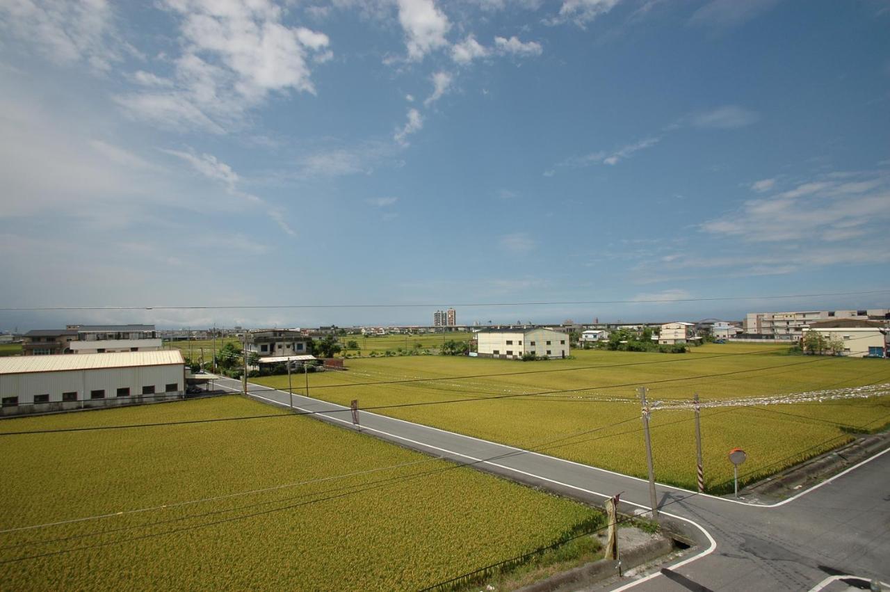 左岸villa 電動麻將k歌包棟主題派對 Luodong Exterior photo